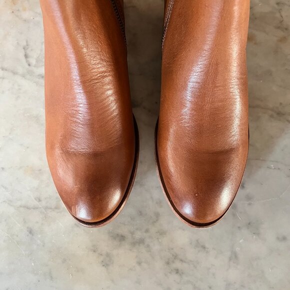 Frye Leather Zip Ankle Boots Carson Piping Cognac - Medium - Picture 3 of 7